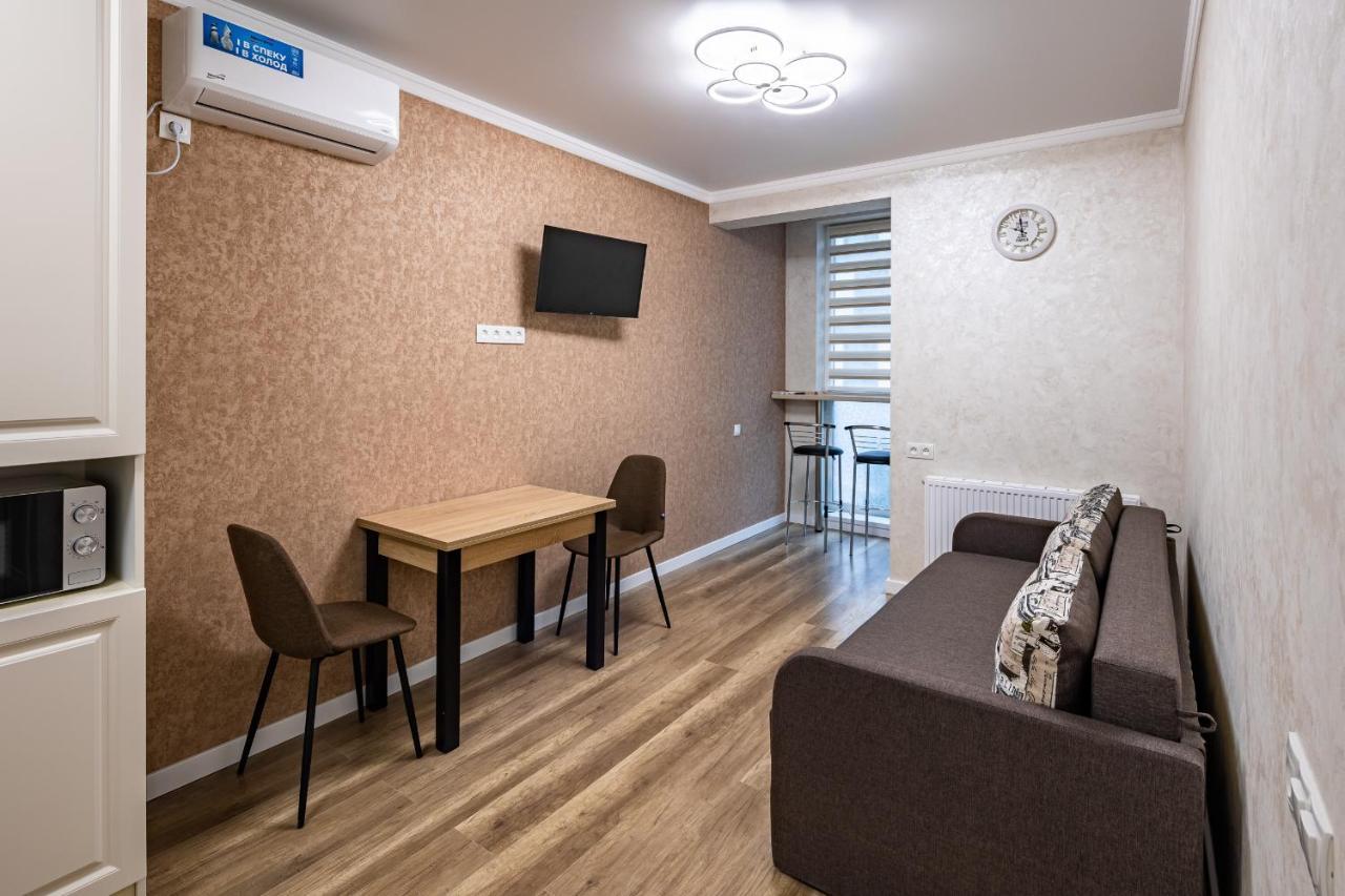 Avalon Time Apartment Lviv Eksteriør bilde
