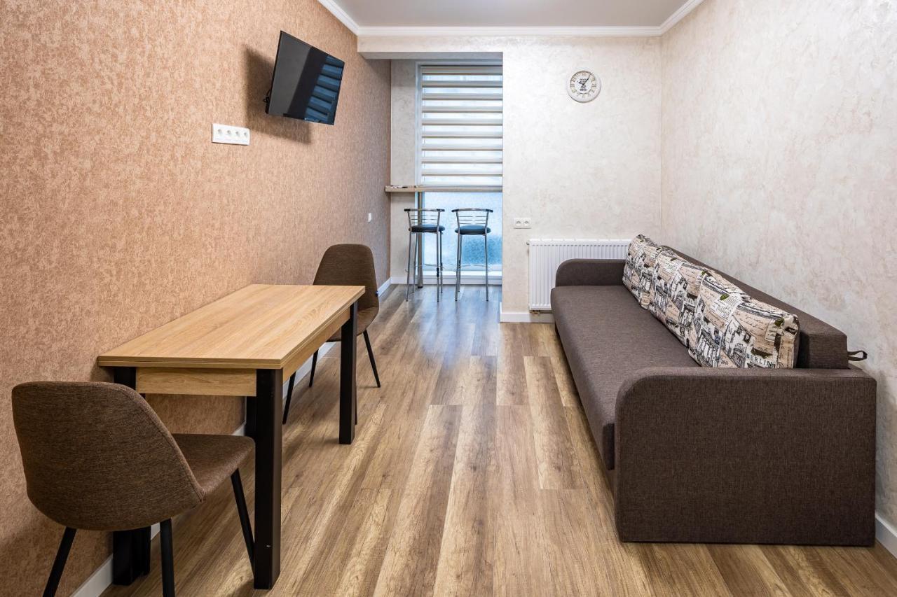 Avalon Time Apartment Lviv Eksteriør bilde