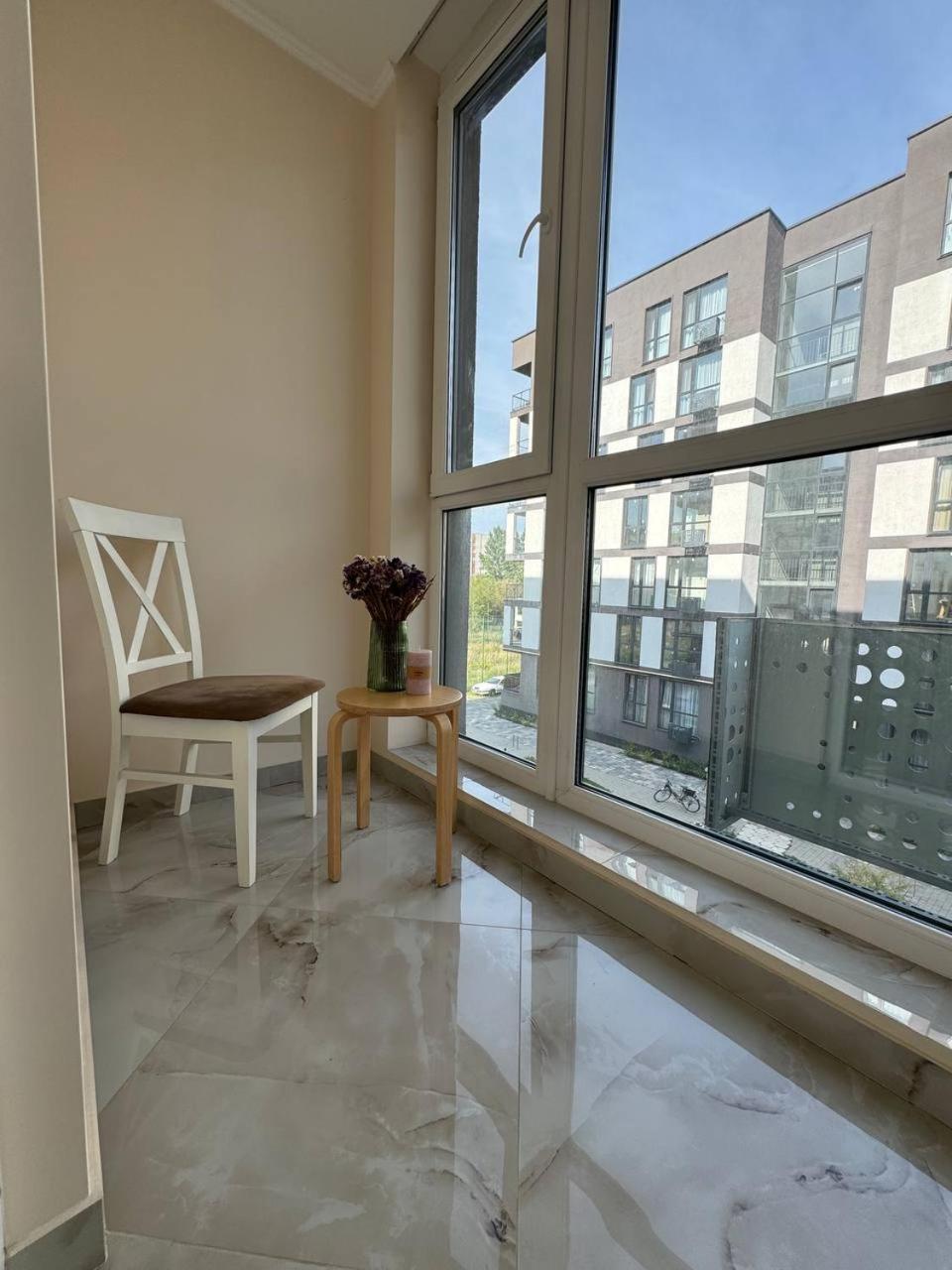 Avalon Time Apartment Lviv Eksteriør bilde